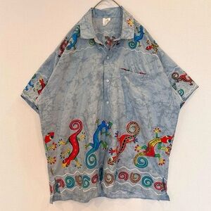 🛑SOLD🛑 Rima Mens Multi Gecko Print Shortsleeved Button-down Shirt Tropical